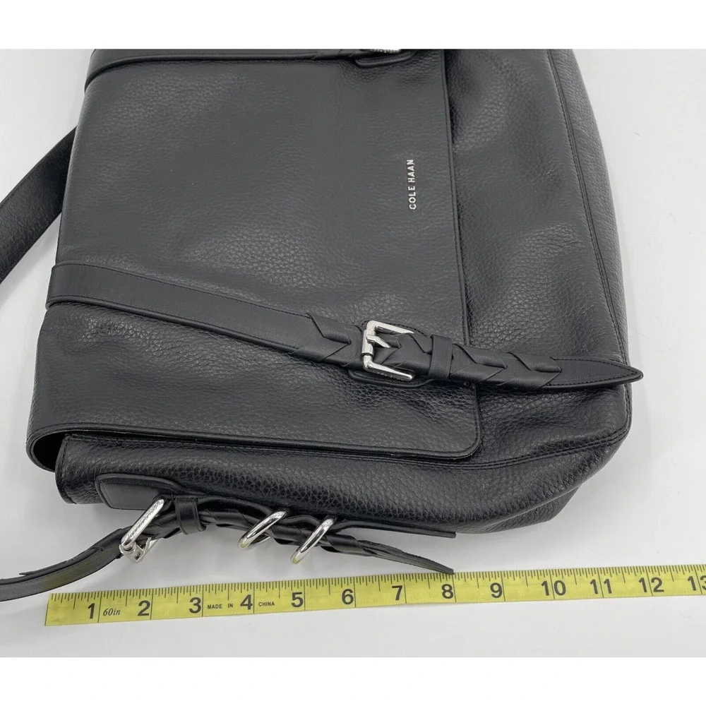 Cole Haan‎ Messenger Bag Black Pebble Leather CHRM11002 Storage Cover